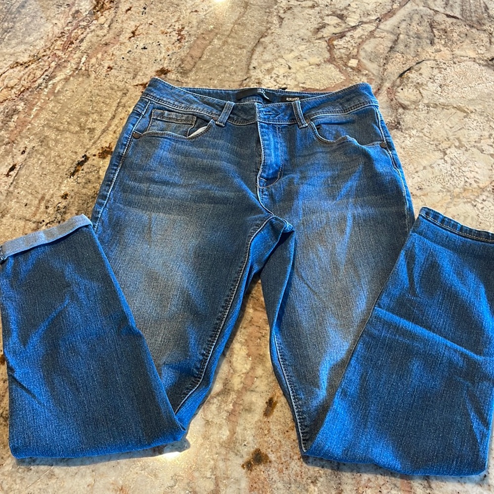 Super cute 1822 Adrianna skinny jeans can wear cuffed or not cuffed.